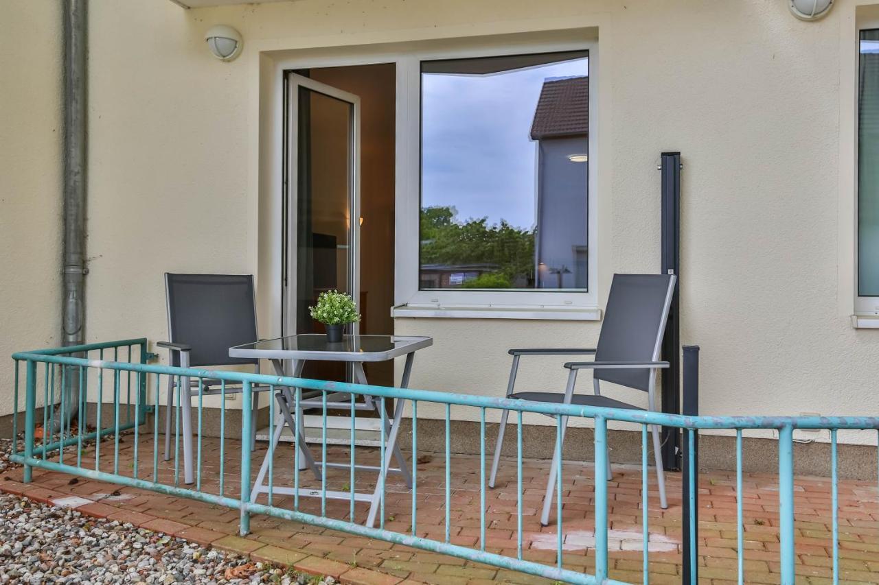 Apartment Diana Mit Terrasse Zempin Exterior photo